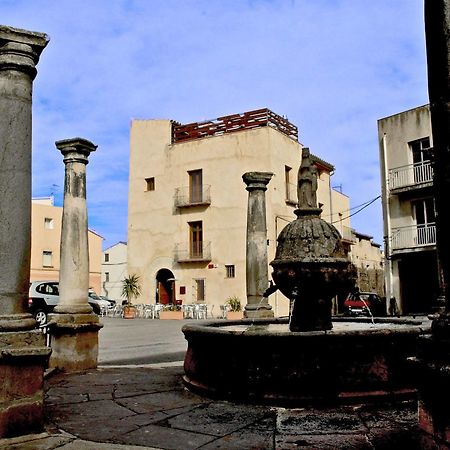 Hostal De Cabrit Сан Матеу Екстериор снимка