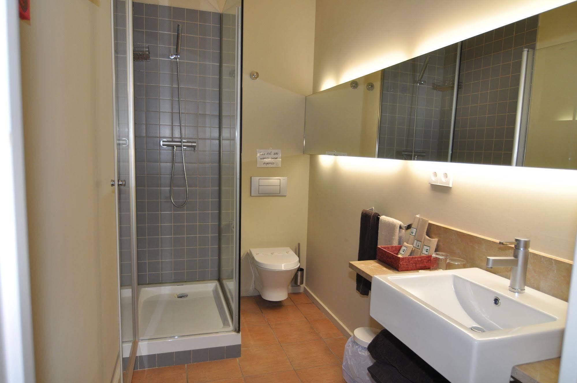 Hostal De Cabrit Сан Матеу Екстериор снимка